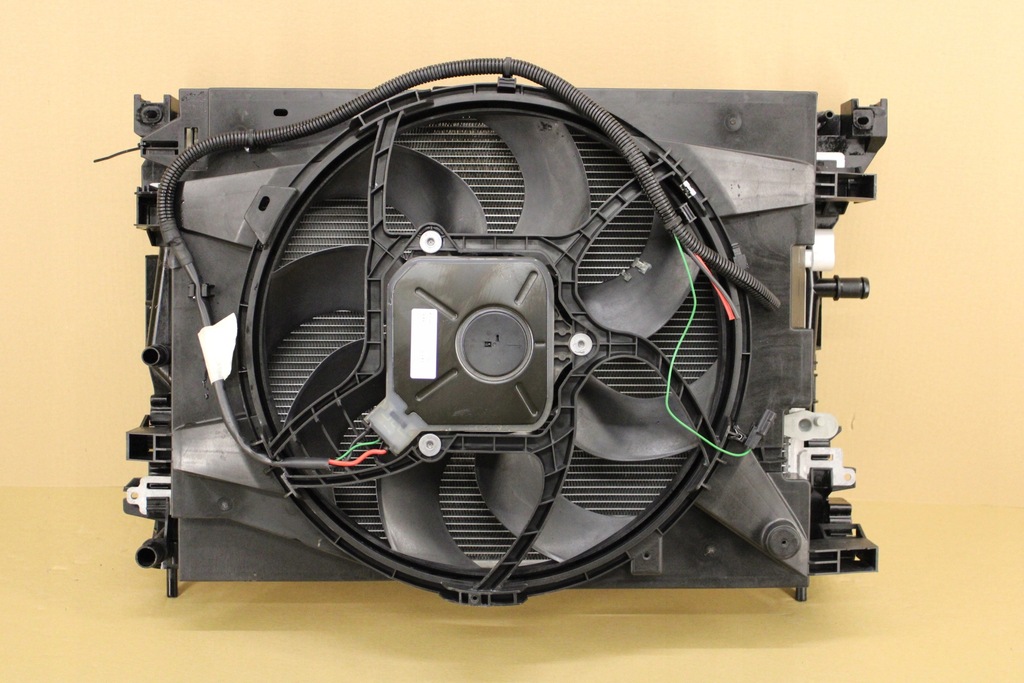 фото №1, Комплект радиатор renault zoe 13- 214104950r