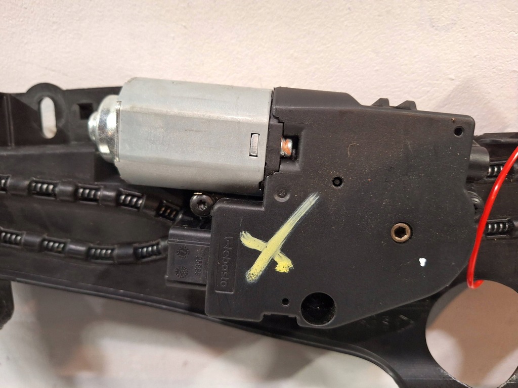 фото №9, Шторка жалюзи крыша 96840895bj peugeot 3008 5008 09-