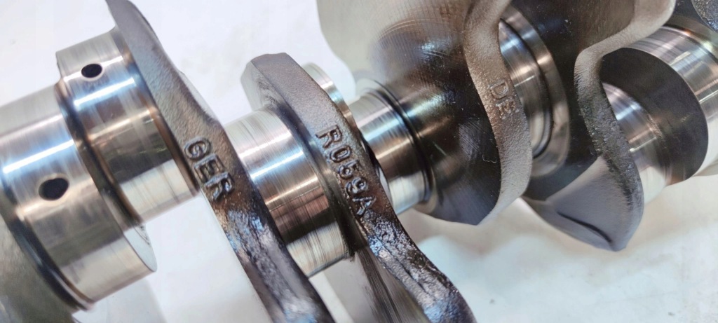 Wał коленчатый audi a4 b7 a6 c6 q7 3.0 tdi 059a 059101ah 40 в Украине