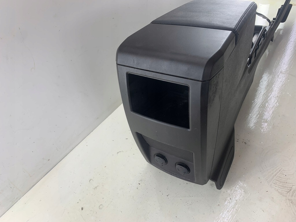 фото №7, Cadillac srx туннель подстаканник подлокотник кожа