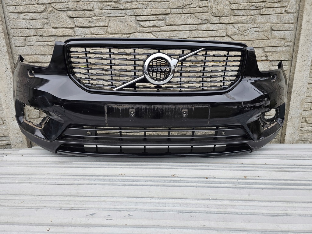 фото №1, Volvo xc40 design r-design бампер перед
