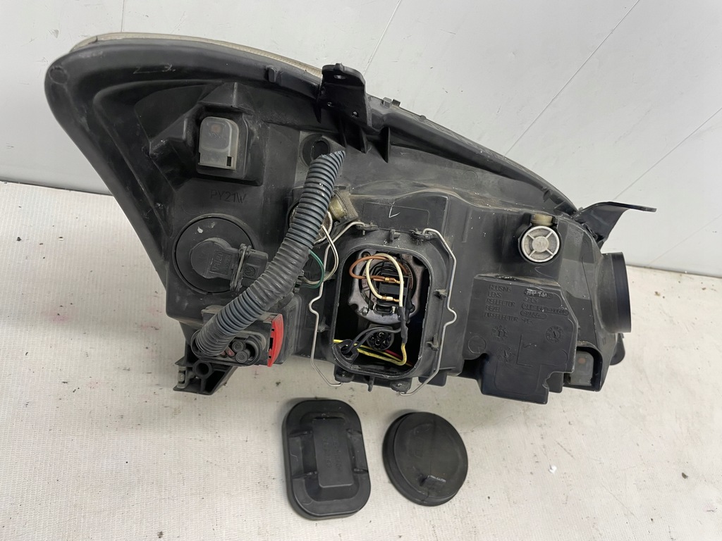 фото №11, Toyota corolla ix 9 e12 лампа перед ліва europa