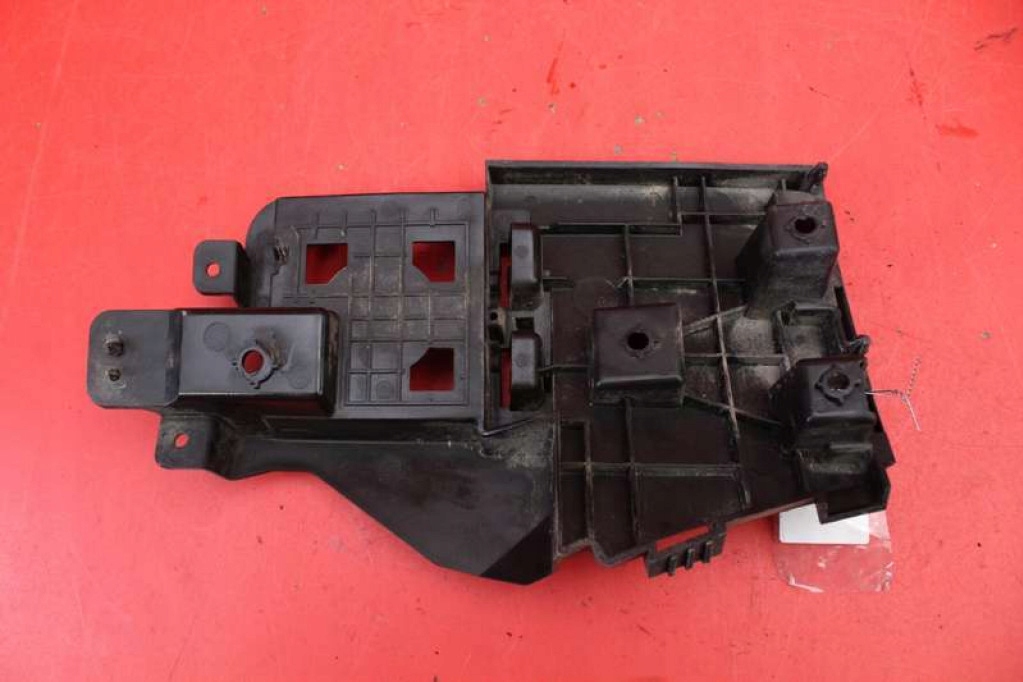 фото №7, Направляющая бампера правый задняя 31352285 volvo v60 1 i r-design lift 13-20