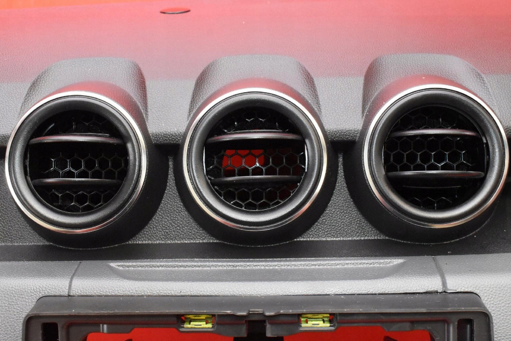 фото №8, Приборная панель приборная консоль приборная панель eu dacia duster 2 ii 17-21