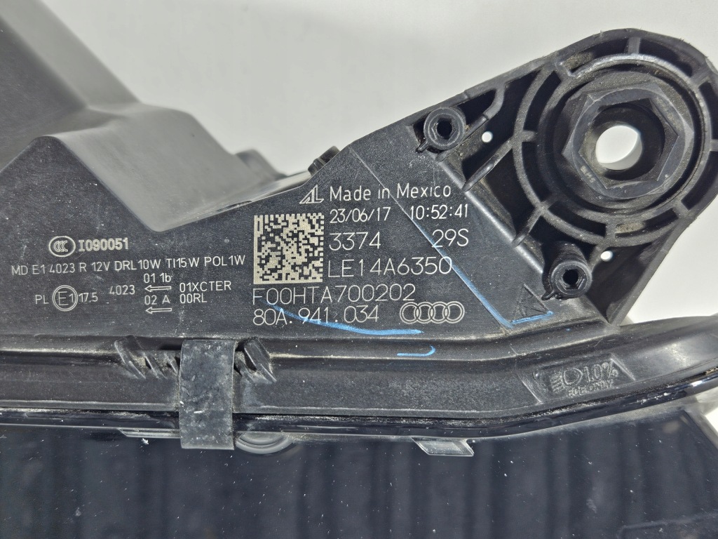 Фара правий перед передня audi q5 2 80a full led cala європа Зі Шроту