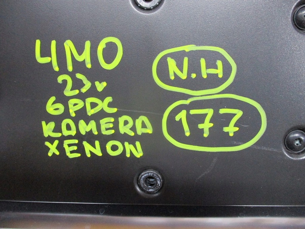 Бампер audi q7 4m0 6pdc камера ксенон 23r Оригінал