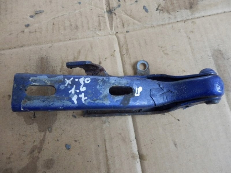 Купити Suzuki x-90 97 петля капот лівий