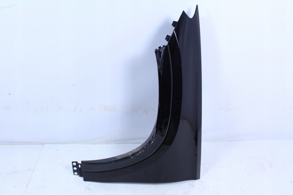 Купити Крило ліве перед mercedes gle 167