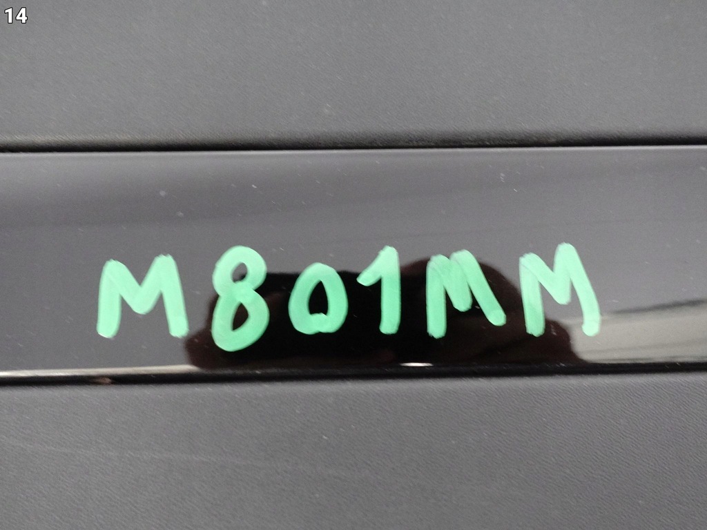 фото №15, Mercedes gla h247 amg 19- нижня молдинг захист двері права задня