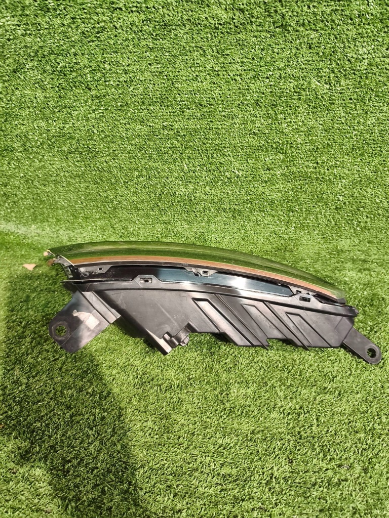 Drl лампа правая перед citroen c3 iii lift 20- nr.132 Недорого