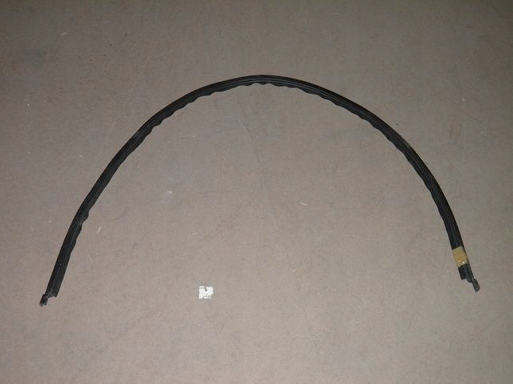 фото №1, Прокладка стекло дверь volvo fm12 fh12 верхний