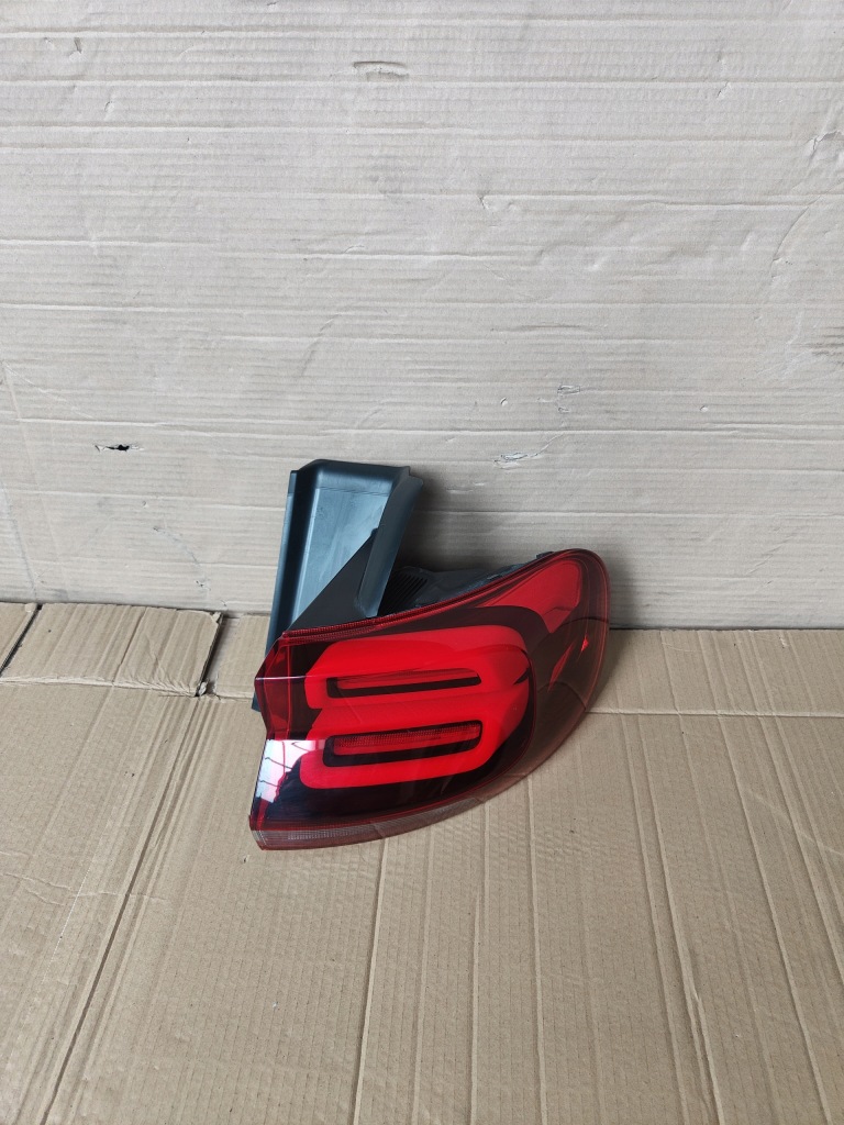 фото №8, Citroen c5 aircross лампи задня задні w крила ліва права комплект