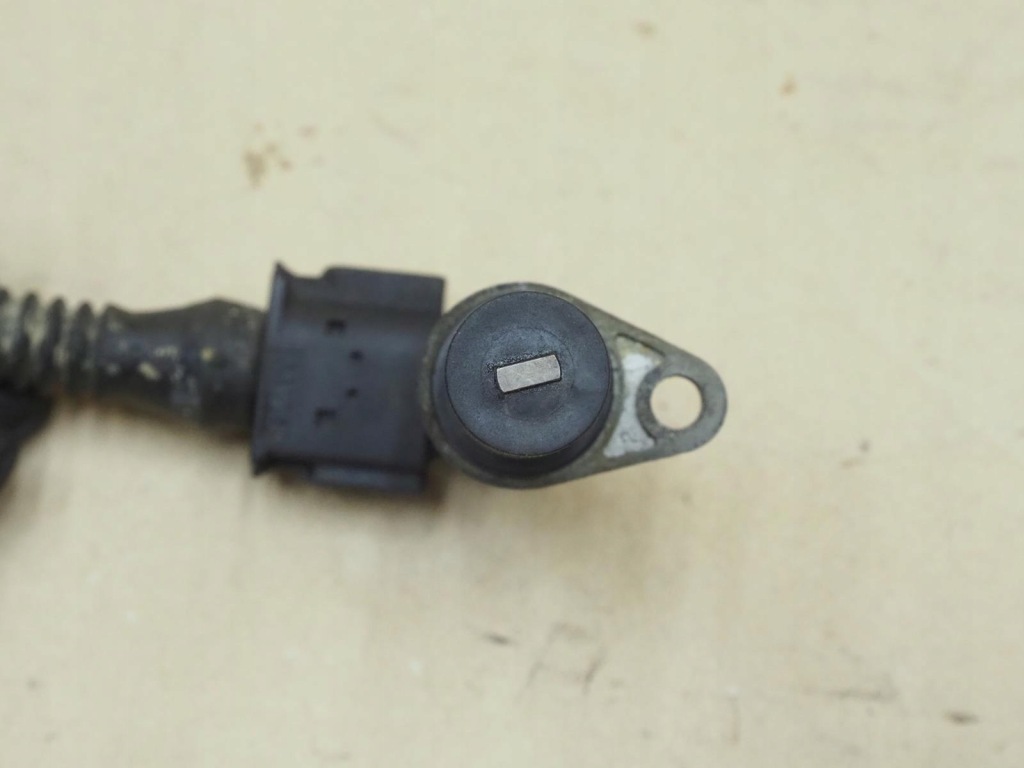 Датчик положення вала колінчастого bmw e46 e39 e53 x5 3.0 d 2.5 d 259160-10 Зі Шроту