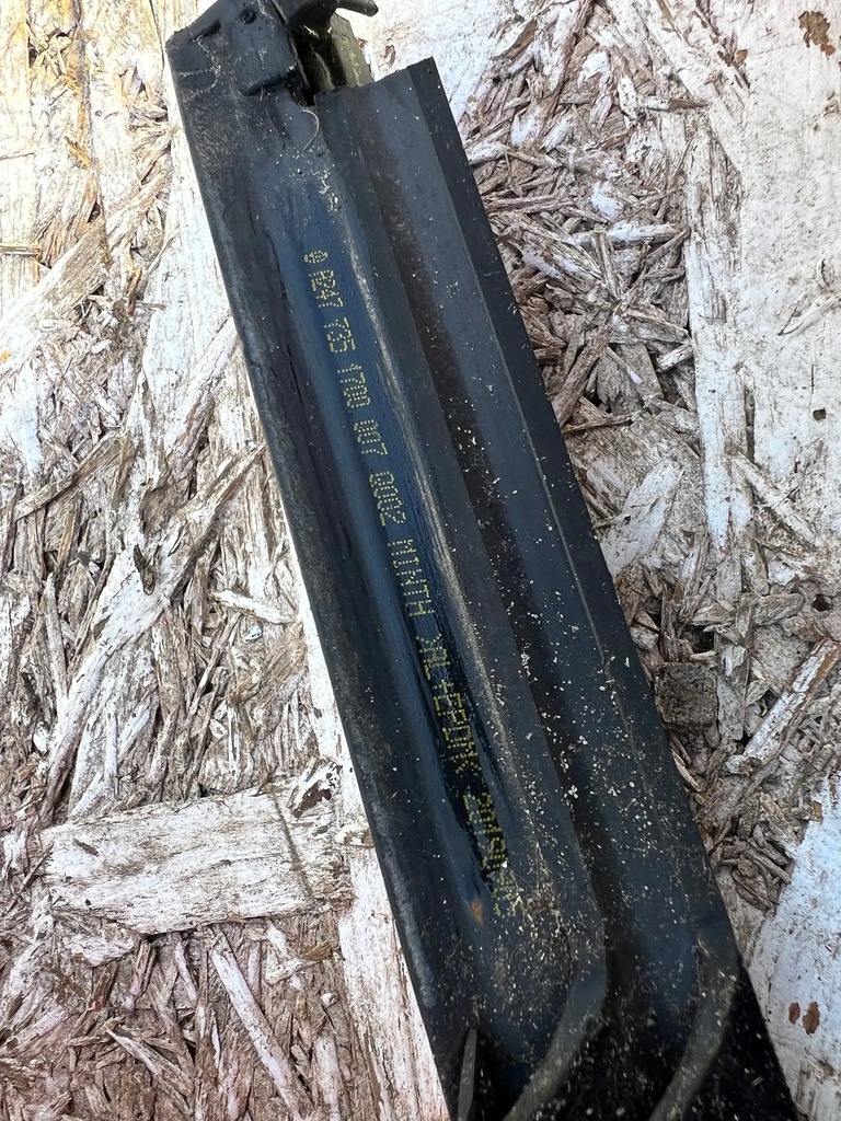 фото №8, Mercedes glb x247 w247 молдинг уплотнитель прокладка дверь левая задняя