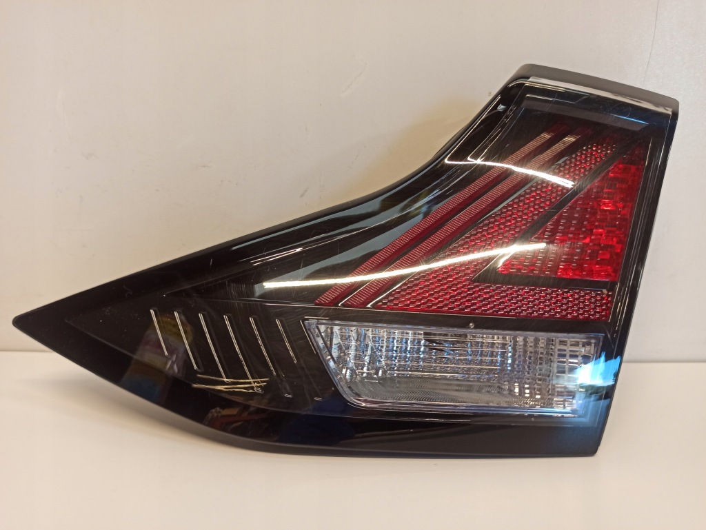 фото №1, Лампа w крышка правая hyundai ioniq 92404-g2200