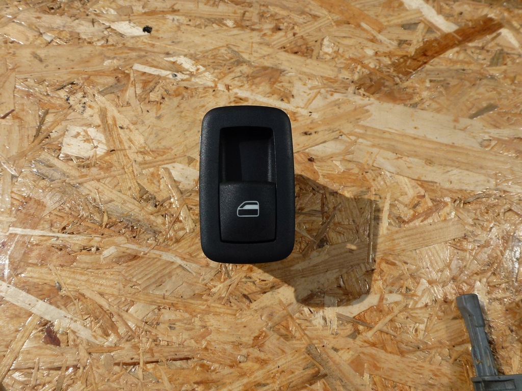 фото №1, Переключатель окон fiat freemont задняя 56046832ab