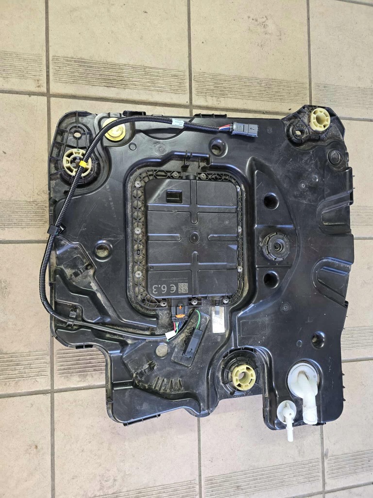 фото №1, Бак насос adblue citroen c4 cactus 2 lift c3 aircross 1.5 hdi peugeot
