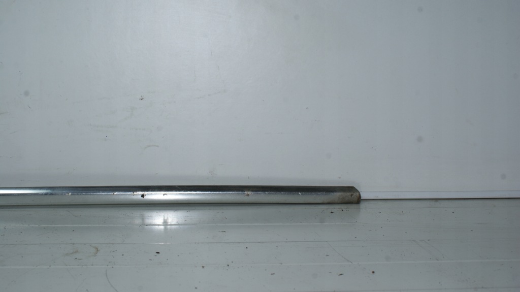 Mercedes r107 sl slc молдинг хром стойка a левая 1076980901 Оригинал