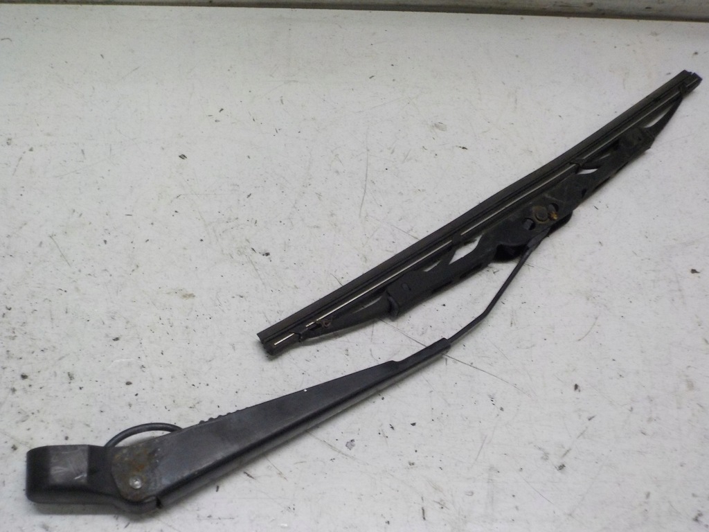 фото №1, Focus mk1 kombi важіль задній двірники