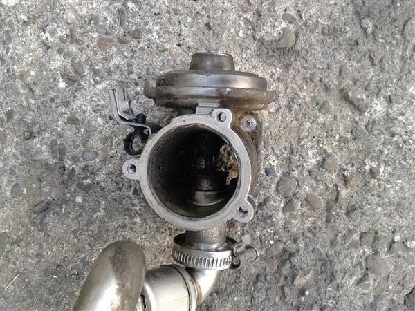 фото №4, Клапан egr bmw 1 e87 2.0 d 7791480