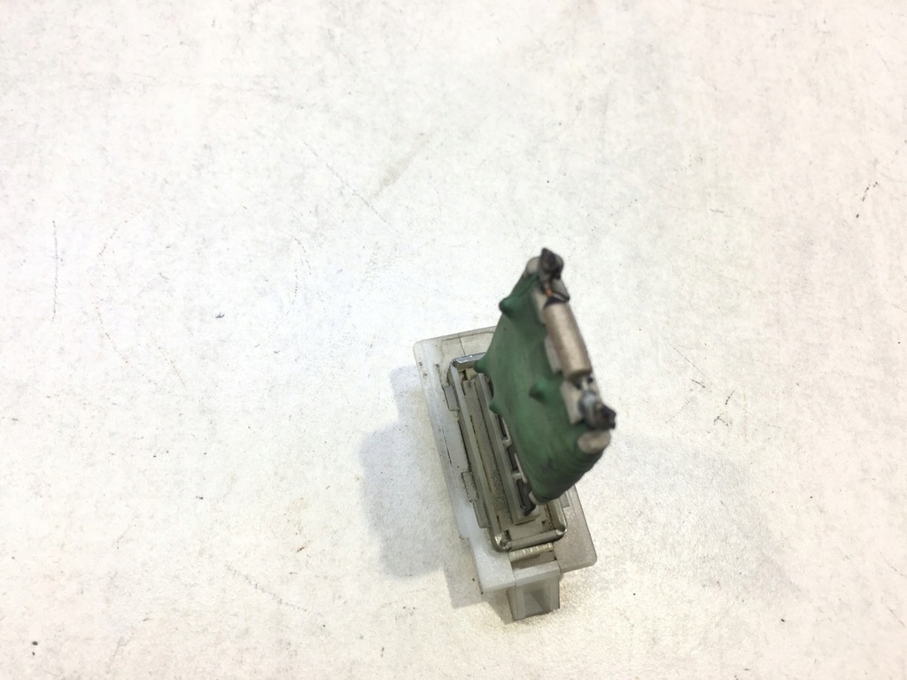 фото №5, Резистор резистор vw touran 1.9 tdi