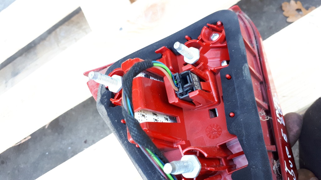 фото №7, A5 8t lift лампа ліва лівий задня w кришка led