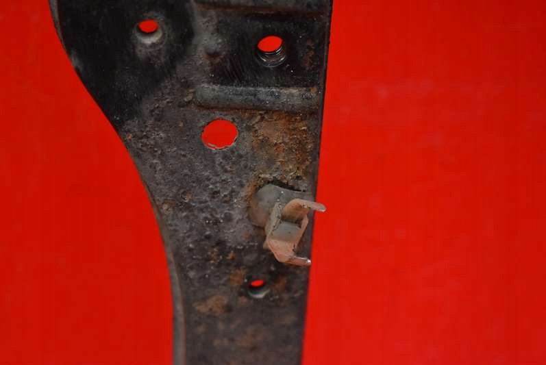 фото №7, Pas передний усилитель верхний hyundai santa fe 1 i 2.0 crdi 112 km 00-04