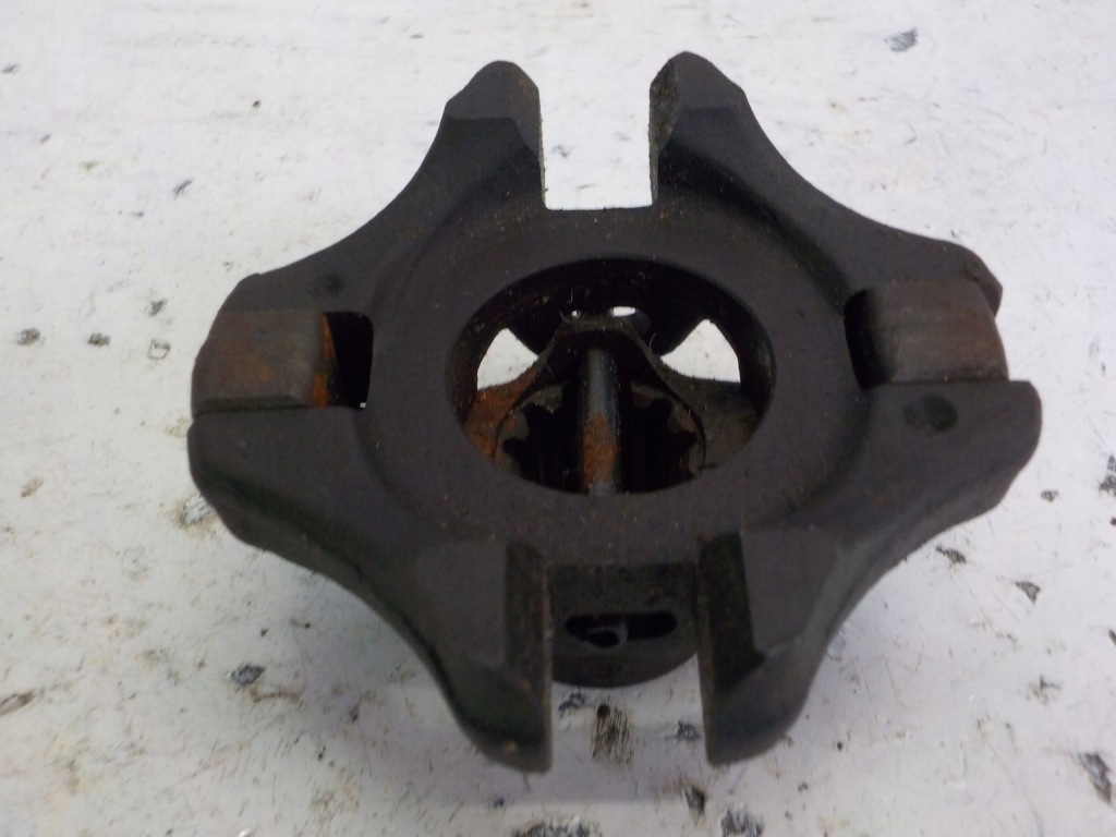 Купить Actros mp4 крестовина привод насоса