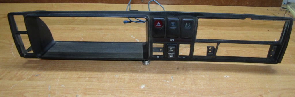 фото №2, Рамка спідометра перемикачів радіо vw golf ii