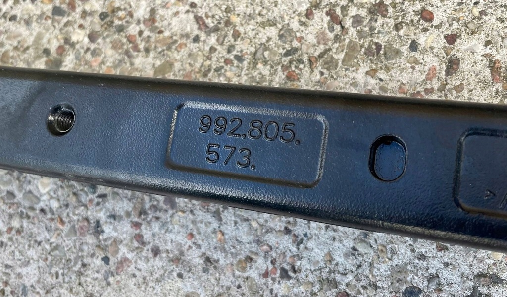 фото №6, Porsche 911 992 4 gts кронштейн розпірка передній амортизатора