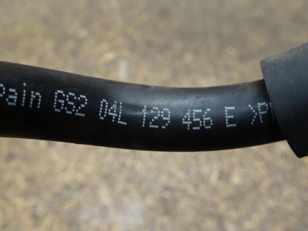 A3 8v golf vii leon iii 2.0 tdi crb шланг трубка вакууму 04l129456e Оригінал