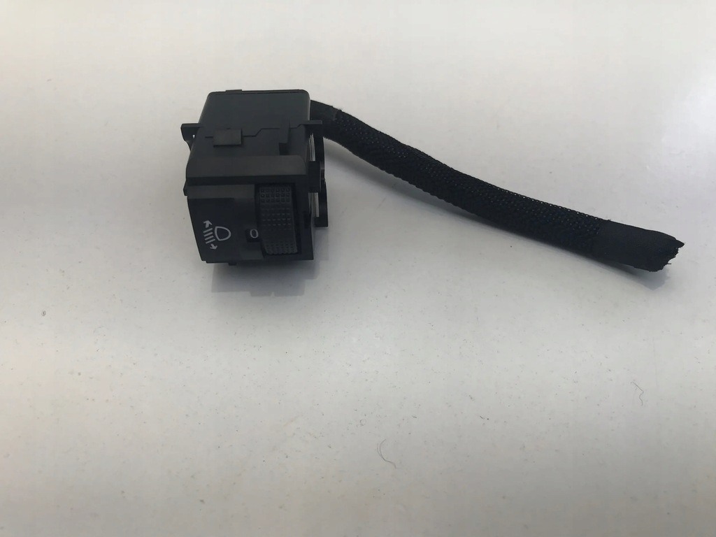 фото №1, Citroen c4 iii e-c4 2022 панель регулювання світла