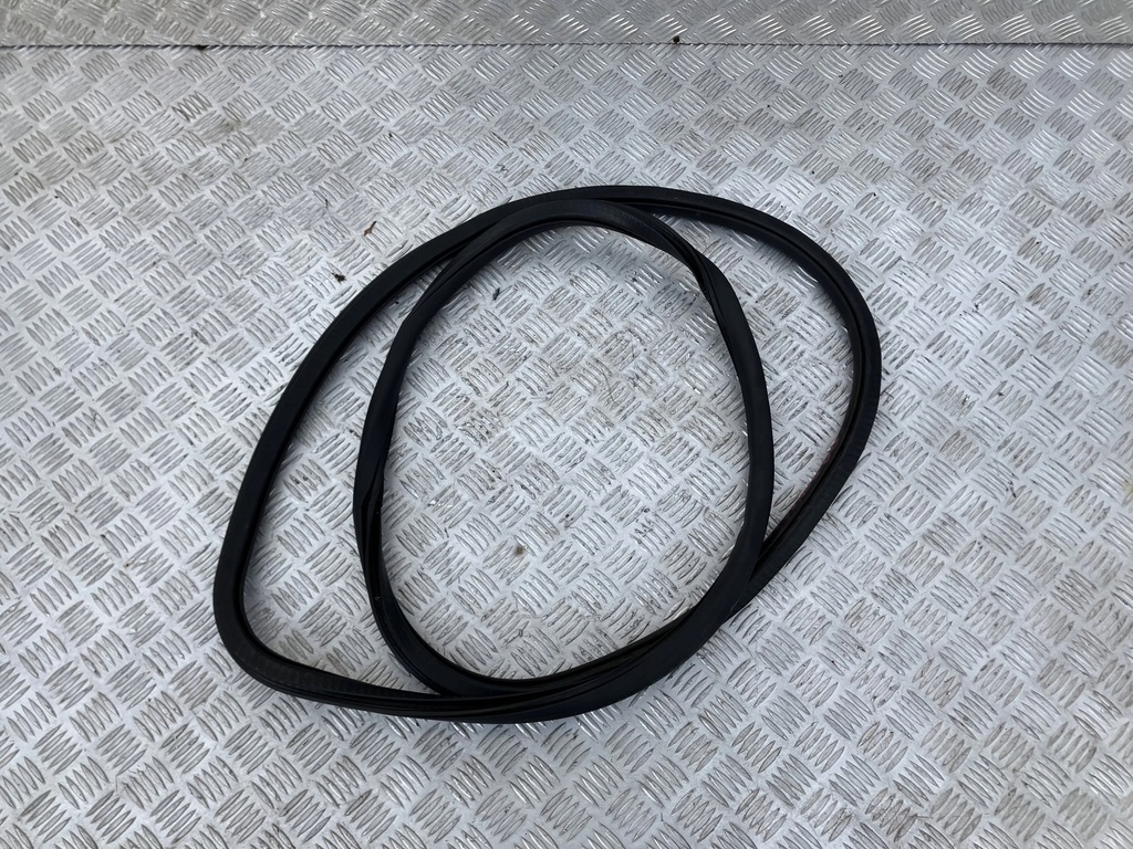 фото №2, Прокладка кузовная дверь перед левая правая jeep renegade 14-