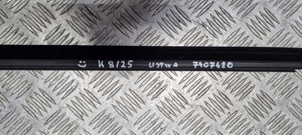 Купити Bmw оригінальний номер 7407420 3' g20 g21 молдинг ущільнювач дверей правий перед передні