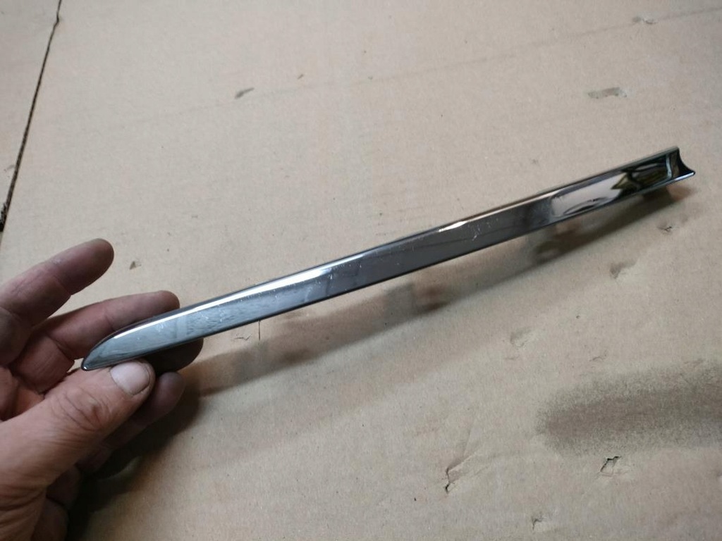 фото №1, Молдинг хром левая w решётка радиатора renault arkana оригинал