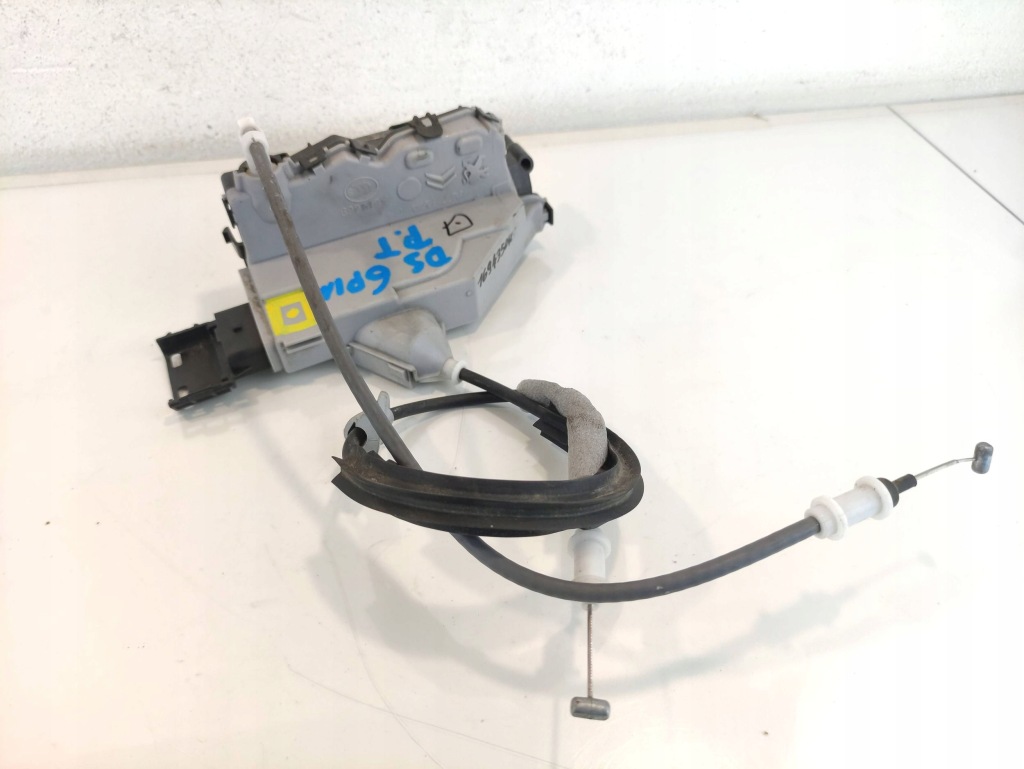 Citroen ds7 замок двері правий задній 16943507 Зі Шроту