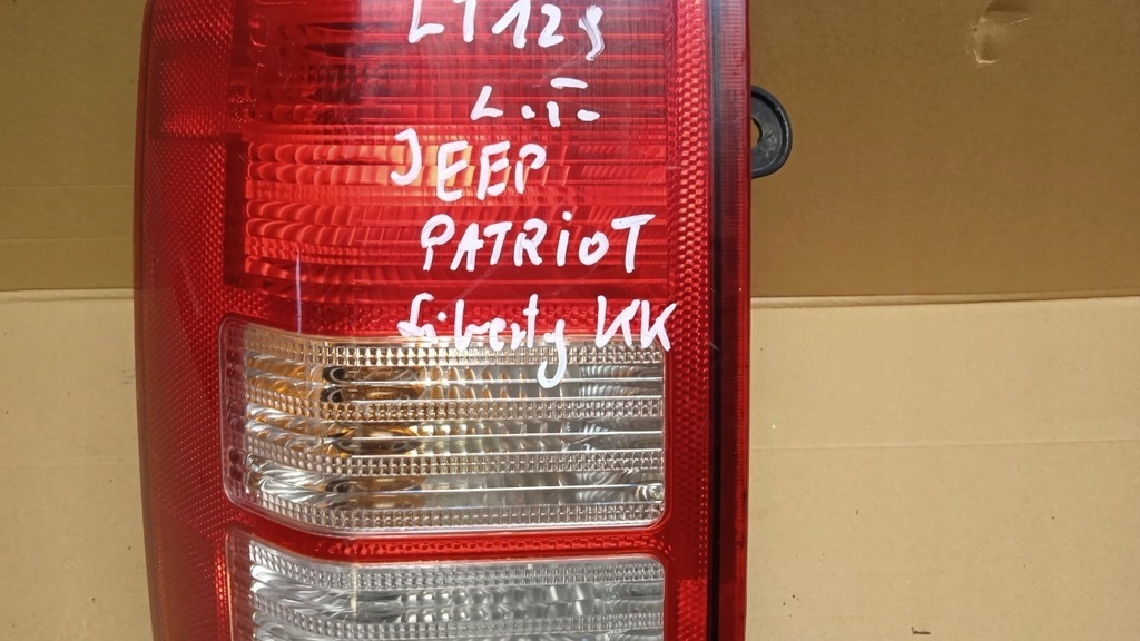 фото №3, Jeep patriot pk лампа задня ліва