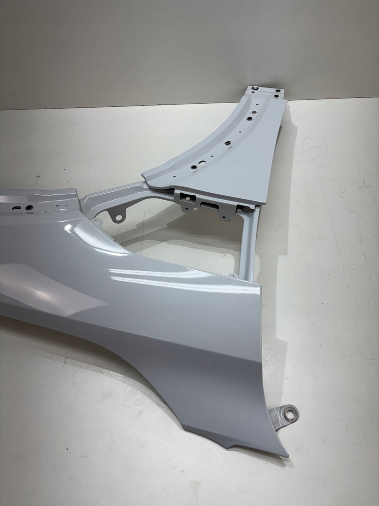 фото №10, Крила правий передній перед audi q8 e-tron