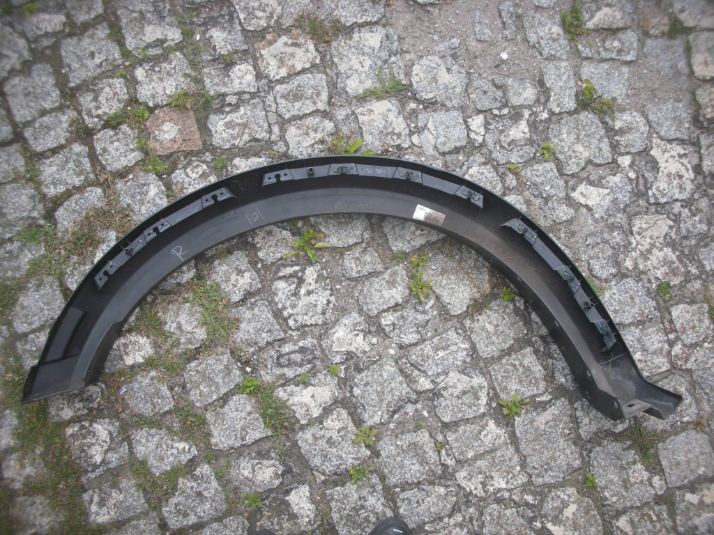 фото №2, Ford raptor передня молдинг крила перед права