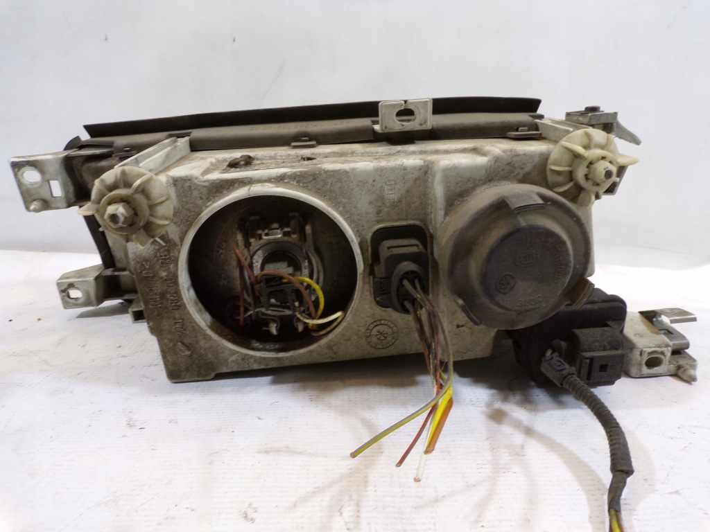 фото №5, Лампа передняя перед правая skoda octavia 1 i k