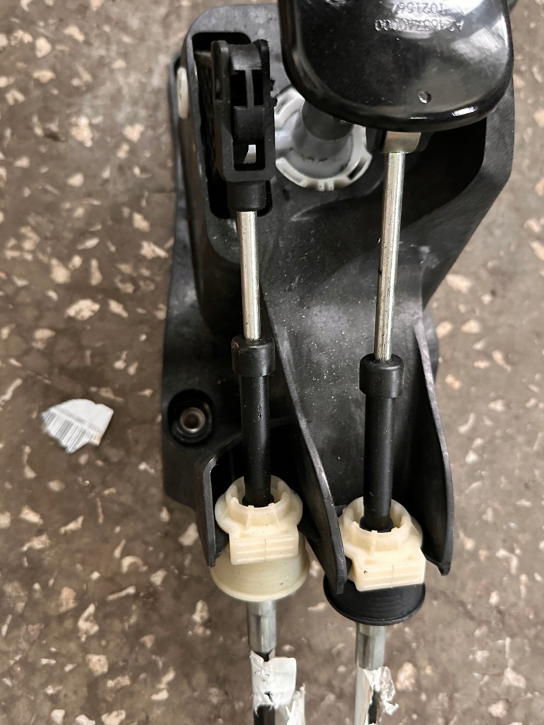 Mercedes b klasa w246 тросы переключения передач на 6 передач a2463600573 Недорого