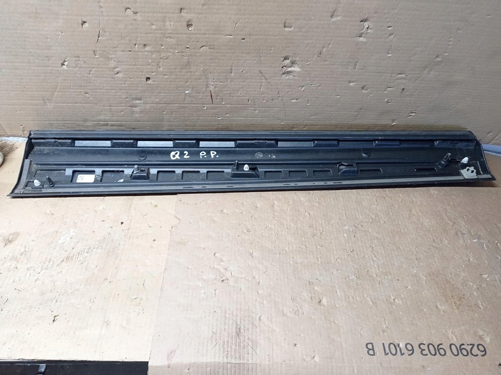 фото №6, Молдинг дверь правый перед audi q2