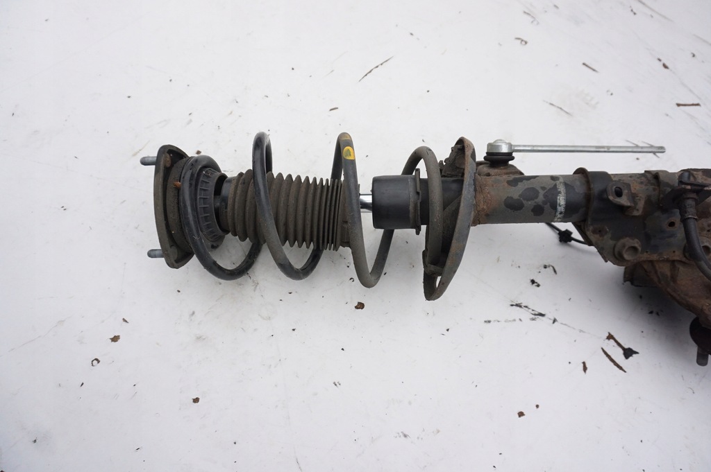 фото №1, Mcperson правый перед mazda 3 iii bm