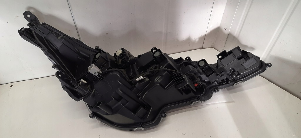 фото №12, Лампа левая перед передняя toyota corolla e21 full led ładna идеальное состояние