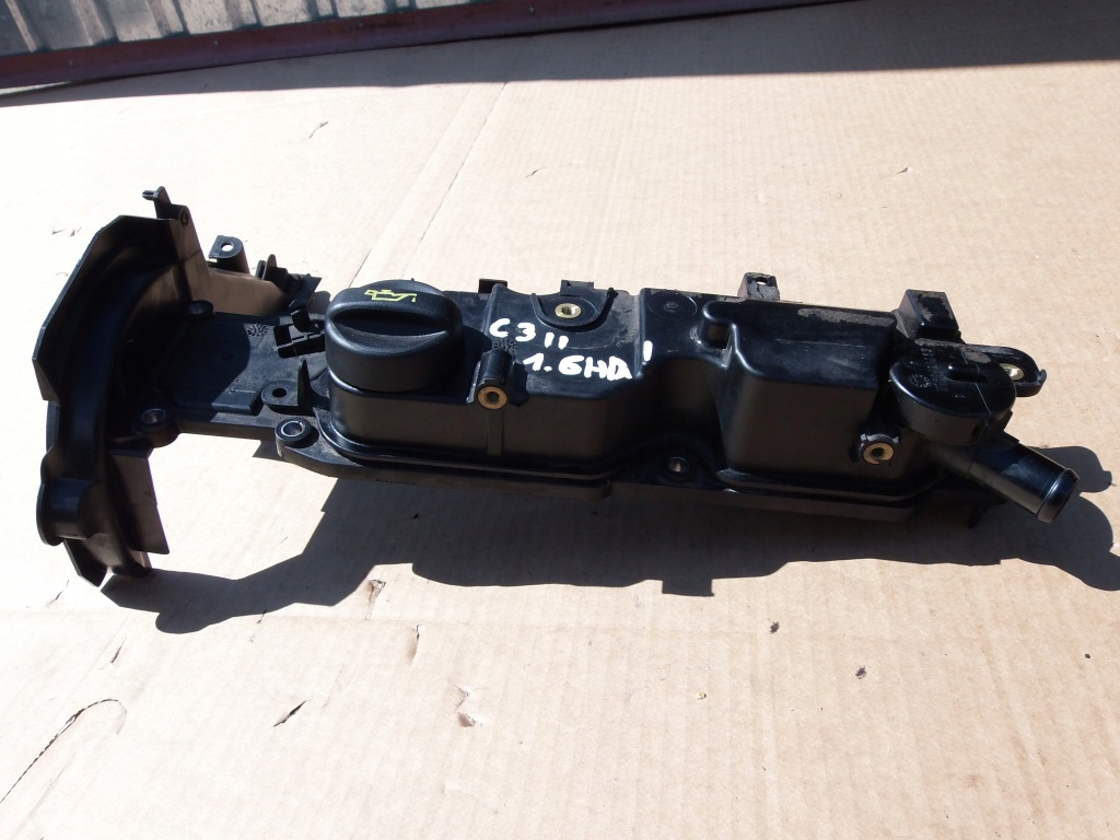 фото №3, Кришка клапанів 8v citroen c3 ii ds3 1,6 ehdi