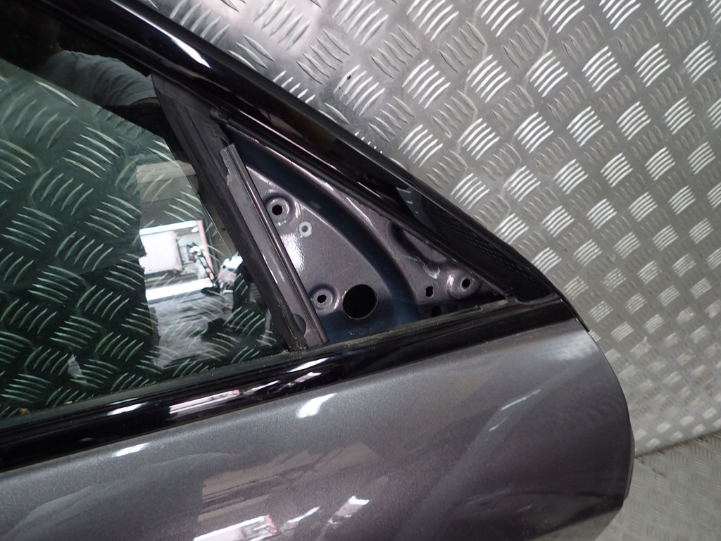 фото №4, Alfa romeo stelvio дверь перед передние правое комплект стекло рамки хром n44