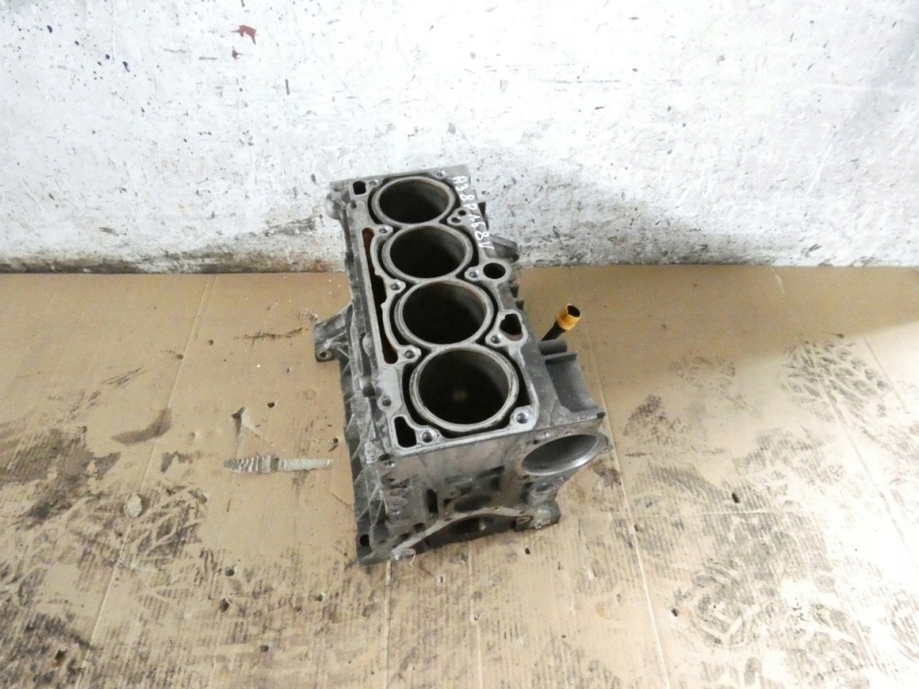 фото №10, Блок двигателя 06b103019af audi a3 8p 1.6 8v bgu 03-05