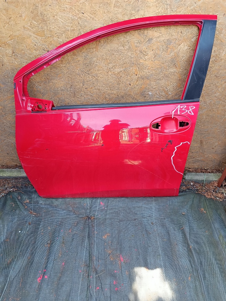 фото №1, Дверь левый перед toyota yaris iii 2013-2016