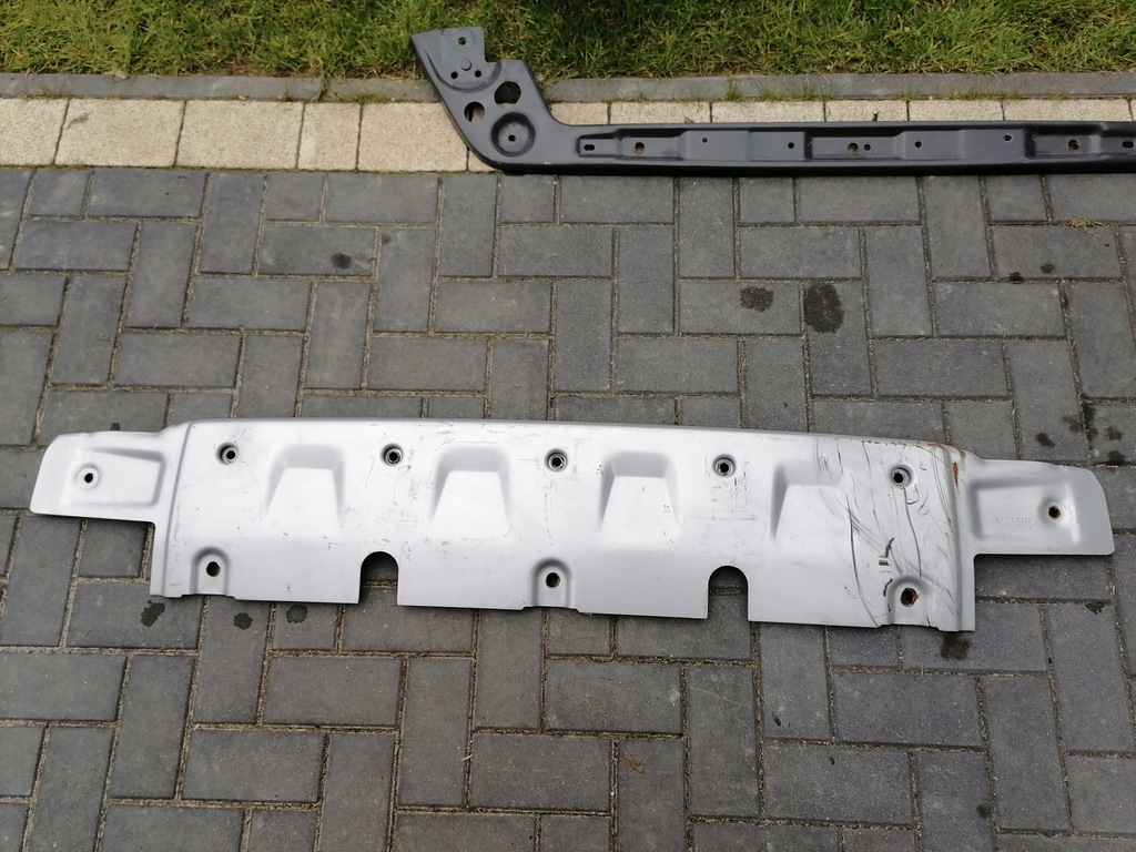 фото №1, Volvo fmx бампер лист