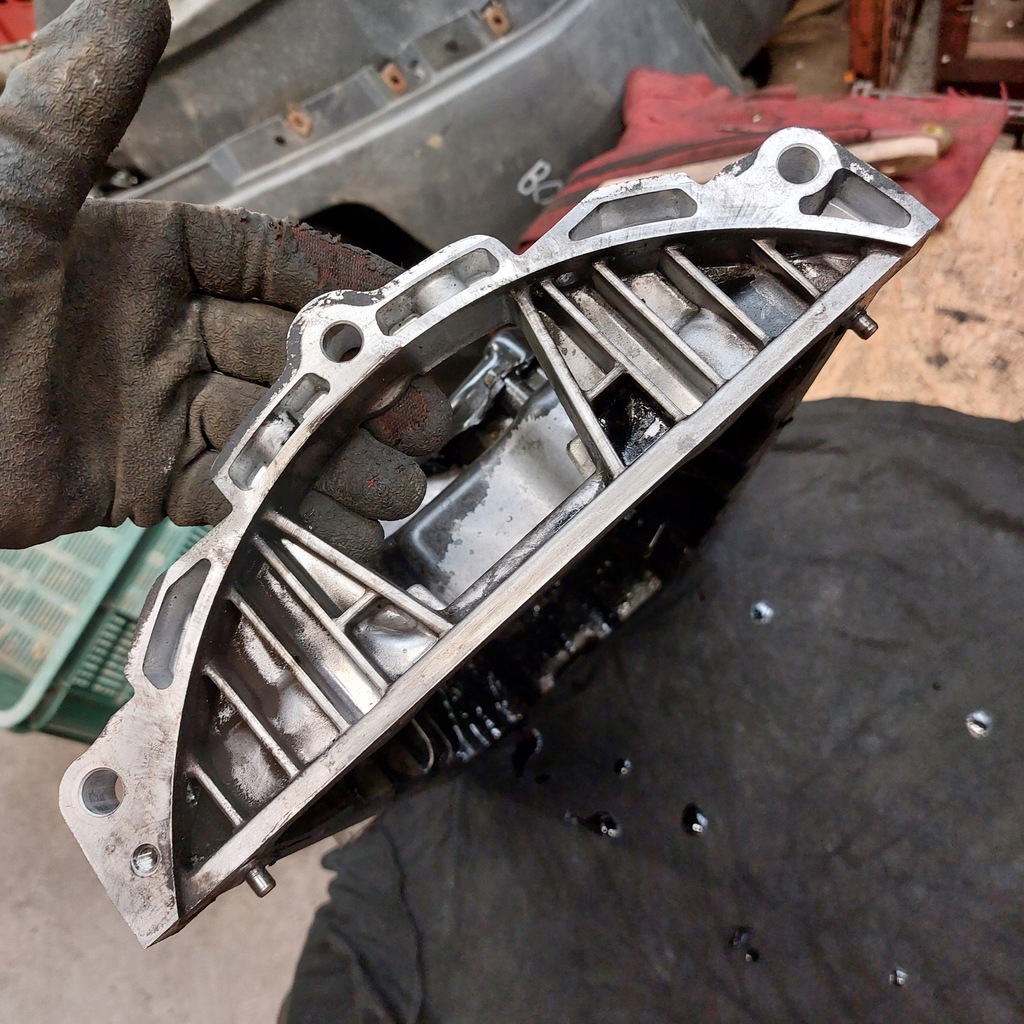 фото №14, Hyundai ix35 1,7crdi 2013 поддон масляная